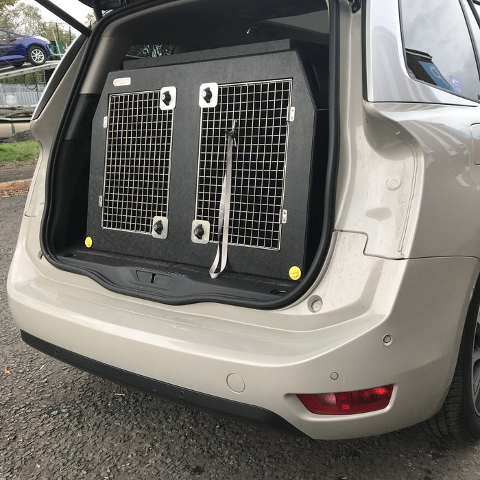 Citroen C4 Grand Picasso (2013 - Present) DT Box Dog Car Travel Crate- The DT 3 DT Box DT BOXES