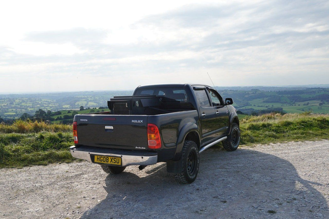 Dog Car Travel Crate for Pickups and Jeeps - DT 500 with All Weather Kit DT Box DT BOXES