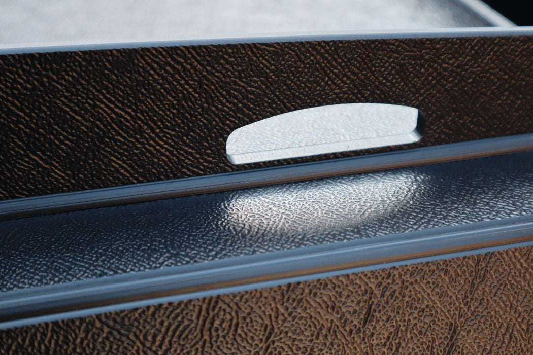 Land Rover Defender - 2020 - Dog Car Travel Crate DT Box DT BOXES