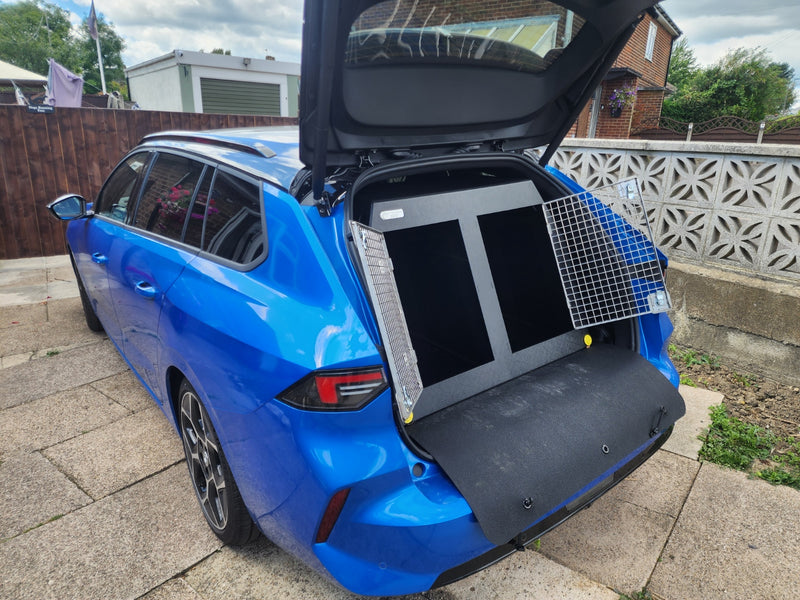 VAUXHALL ASTRA ESTATE | 2021-PRESENT | DOG TRAVEL CRATE | THE DT 4 - DT BOXES
