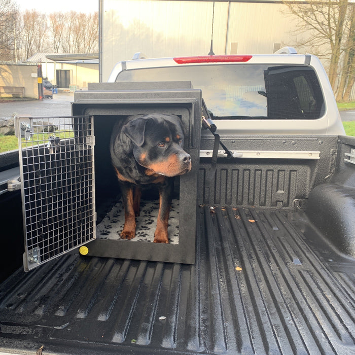 NISSAN NAVARA 2004-PRESENT DOG PICKUP CRATES — DT BOXES