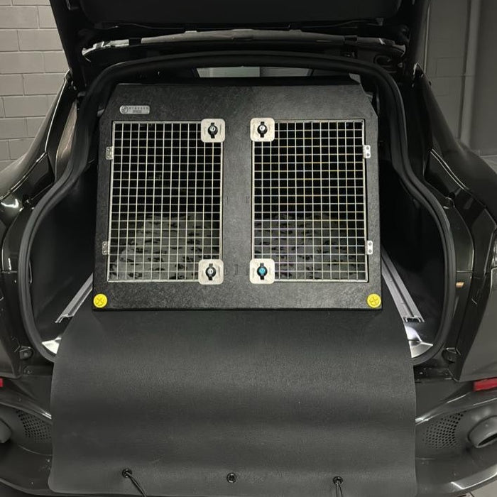 Aston Martin DBX | 2020 - Present | Dog Travel Crate - DT BOXES