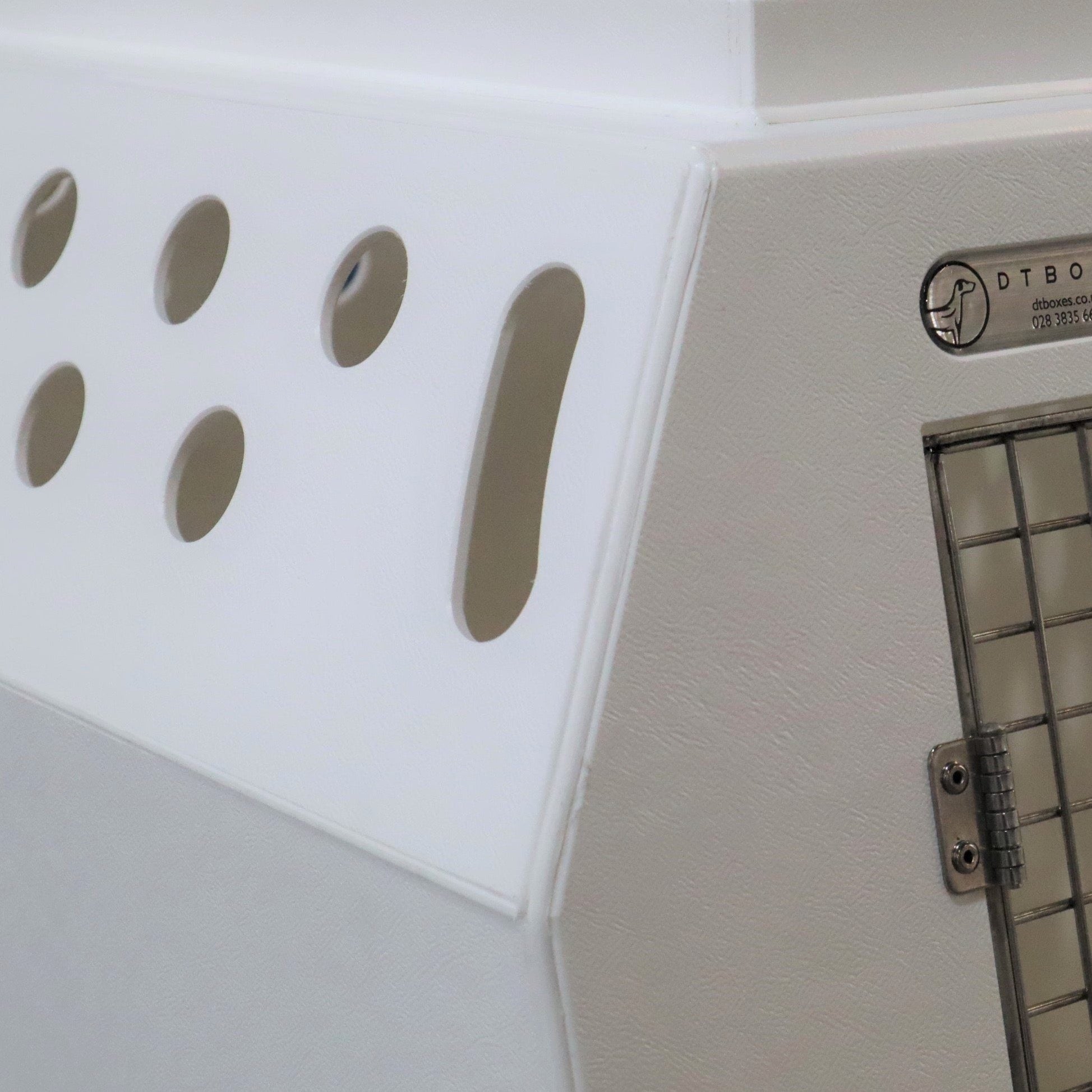 DT 1100L Dog Crate For Pickup Truck — DT BOXES