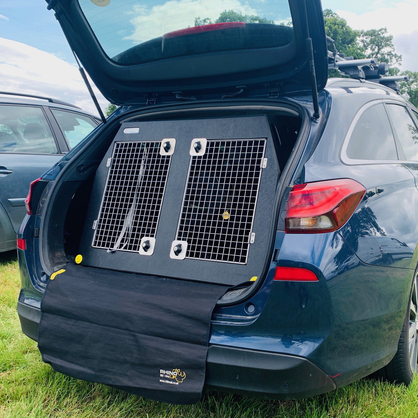Audi A4 Avant 20092015 Dog Travel Crate The DT 4 — DT BOXES
