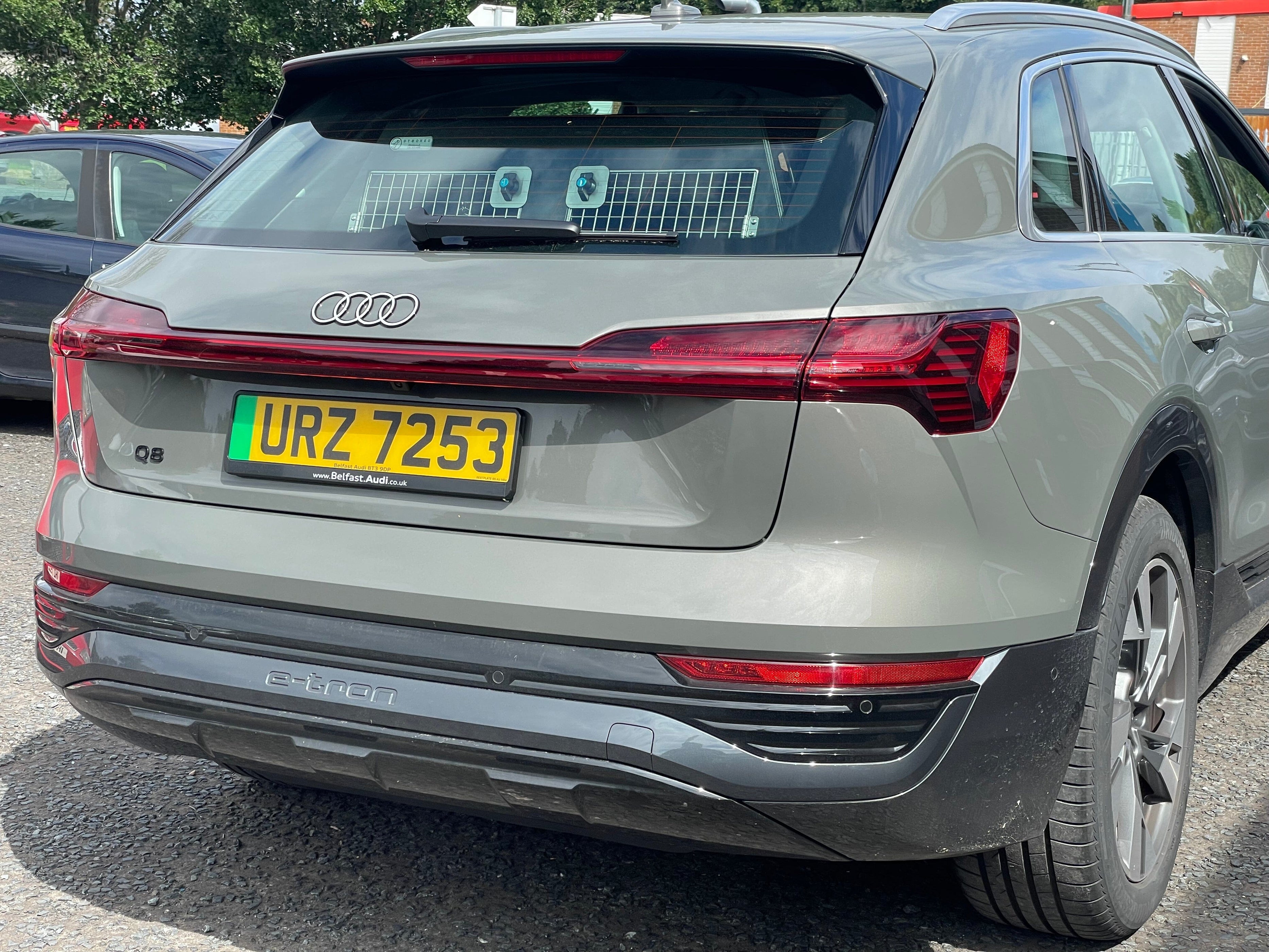 Audi Q8 Etron | 2018 - Present | Dog Travel Crate | The DT 4 — DT BOXES