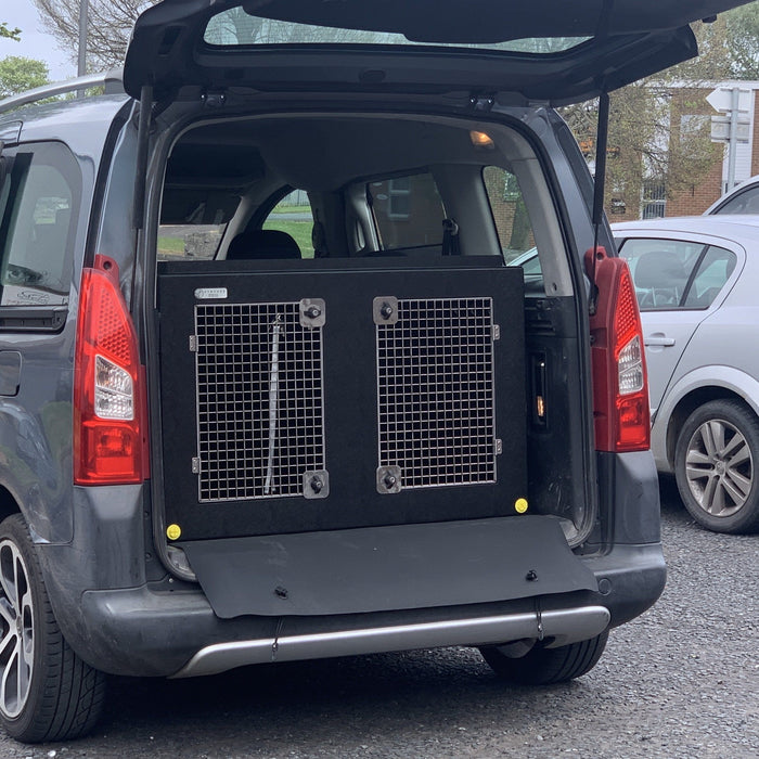 Dog crate for the Citroën Multispace - Peugeot Partner II 2008–2018 DT Box DT BOXES 