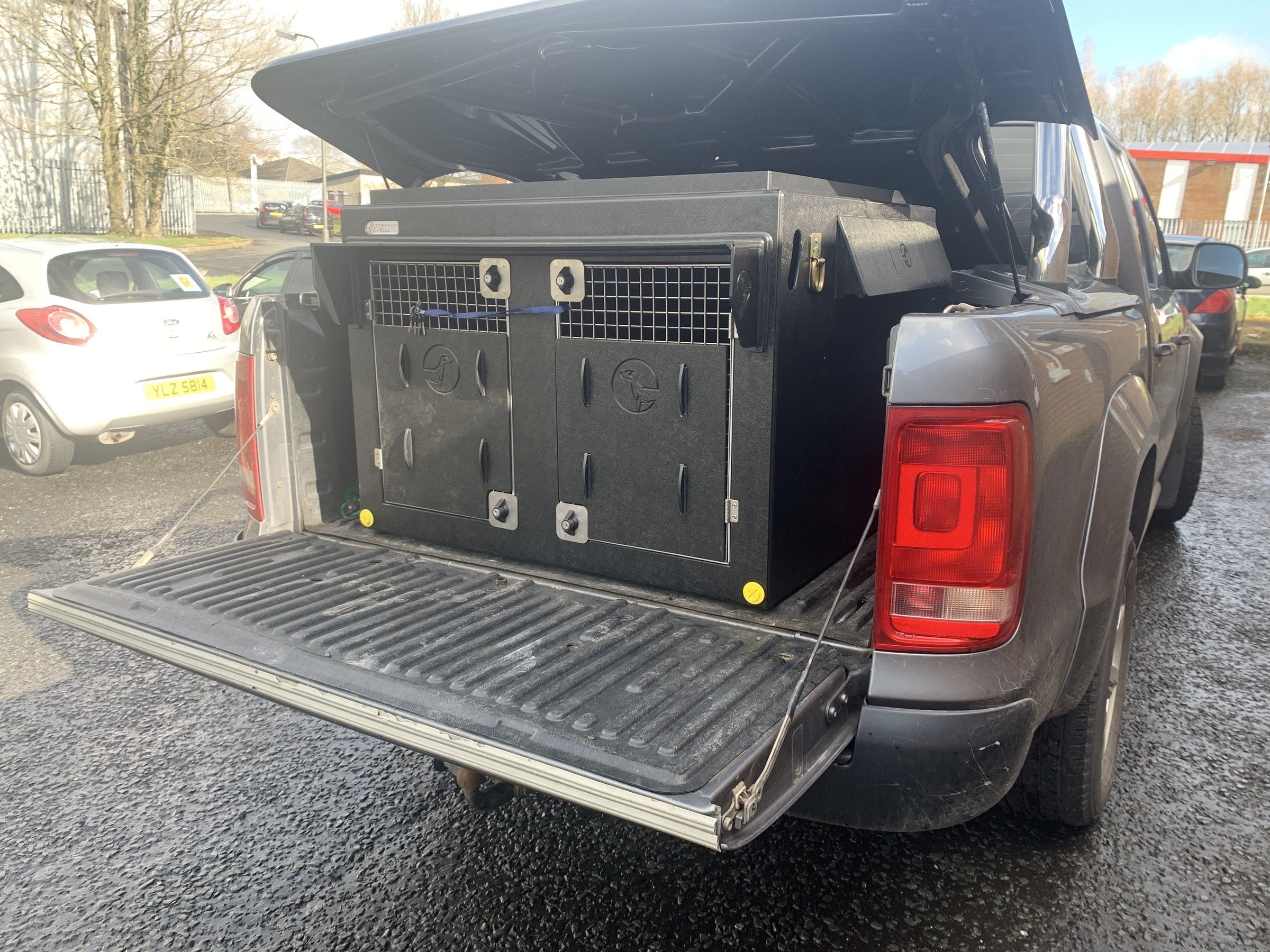 Dog Car Travel Crate- The DT 1000L - All Weather Kit — DT BOXES