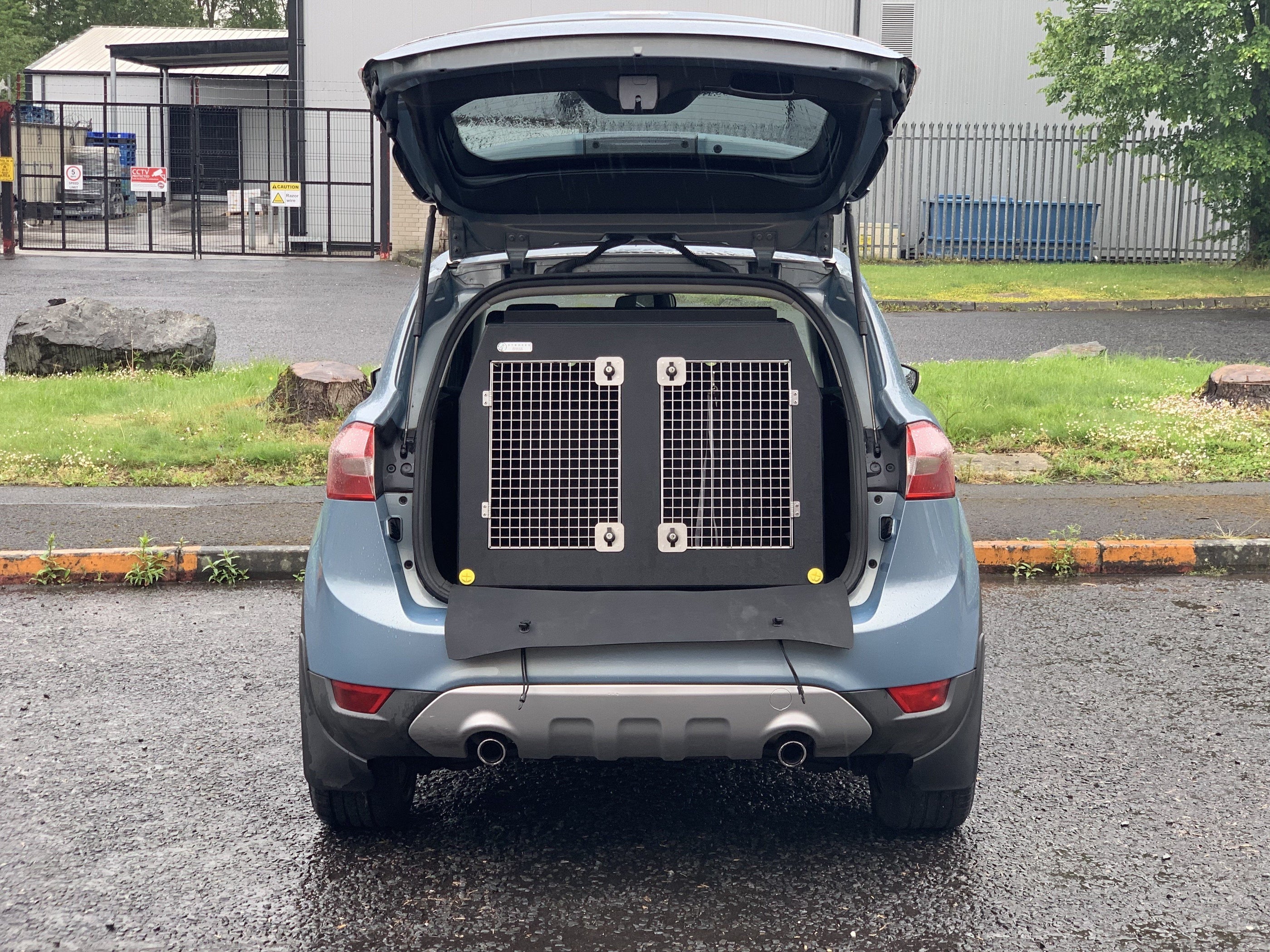 Dog Crate for Ford Kuga DT7 — DT BOXES