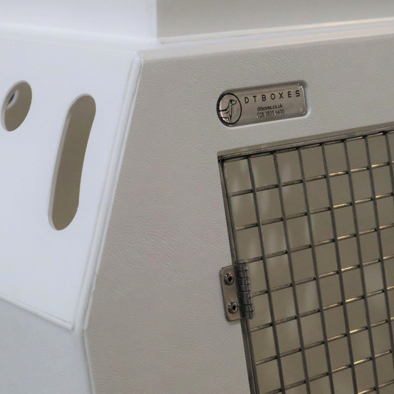 Honda Civic Tourer (2014 - 2017) DT Box Dog Car Travel Crate- The DT 3 DT Box DT BOXES 980mm White 