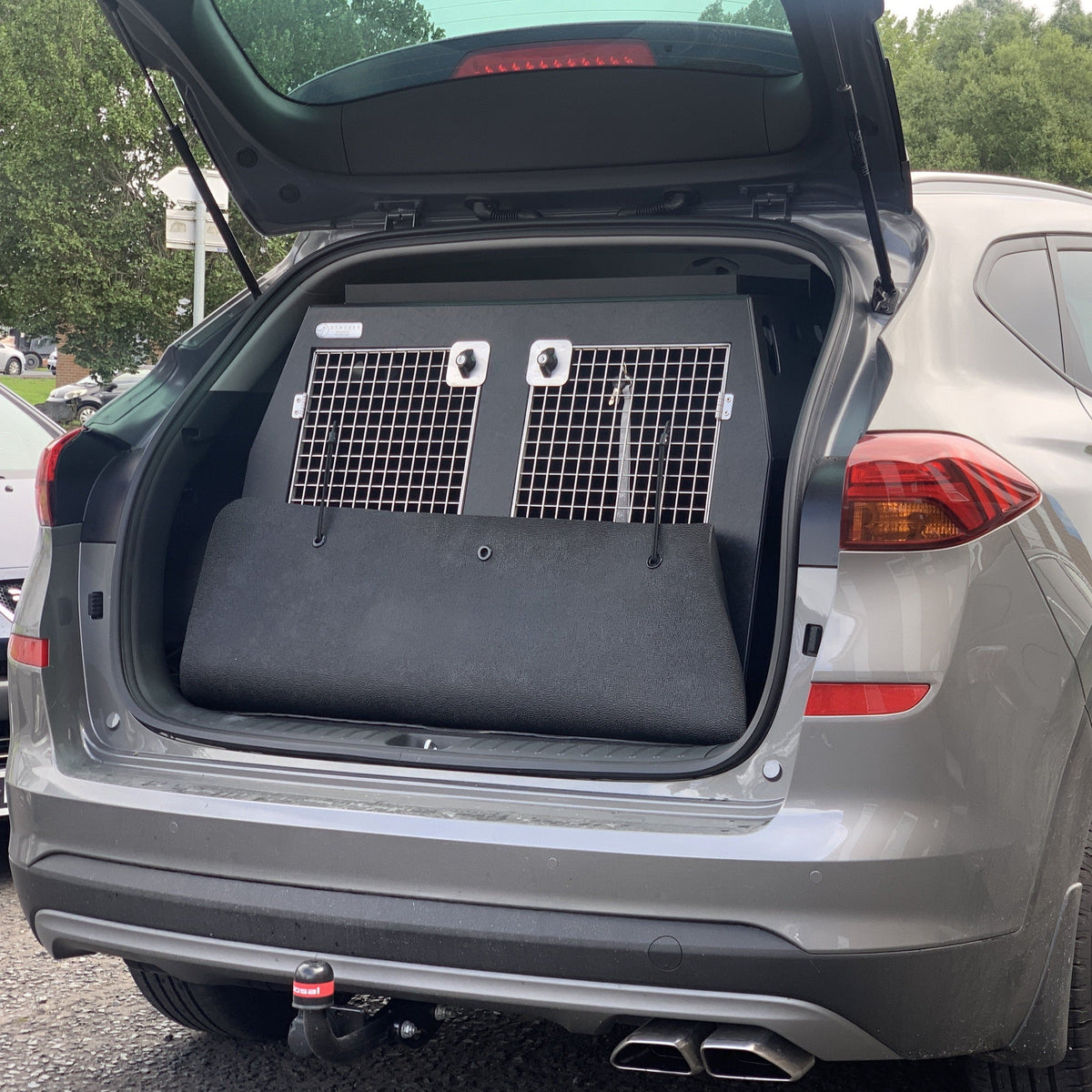 Hyundai tucson 2025 dog crate