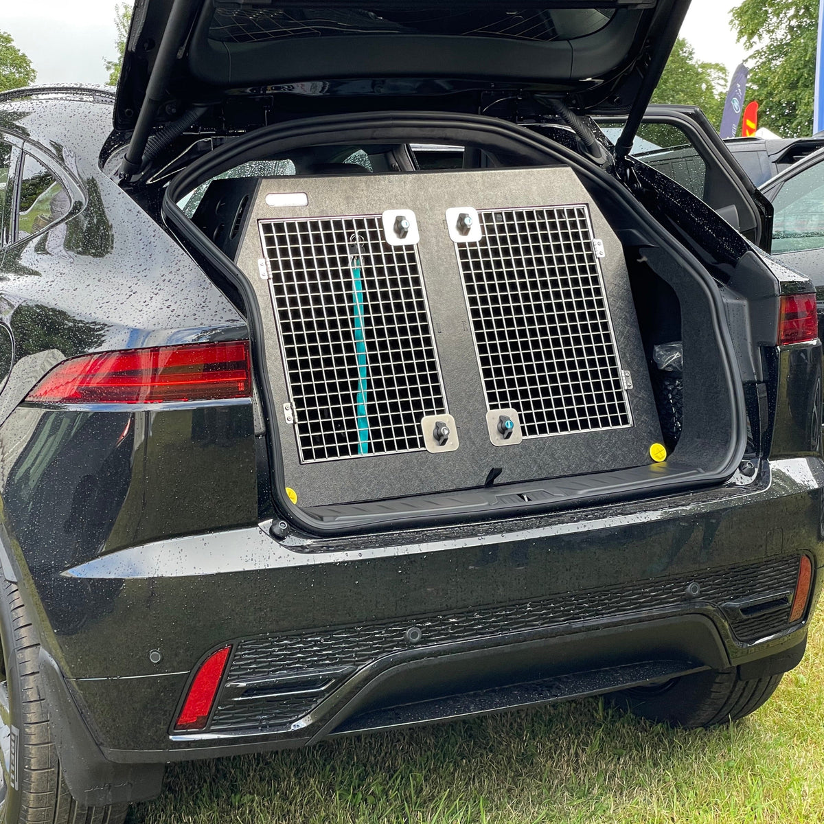 Jaguar e pace dog shop guard