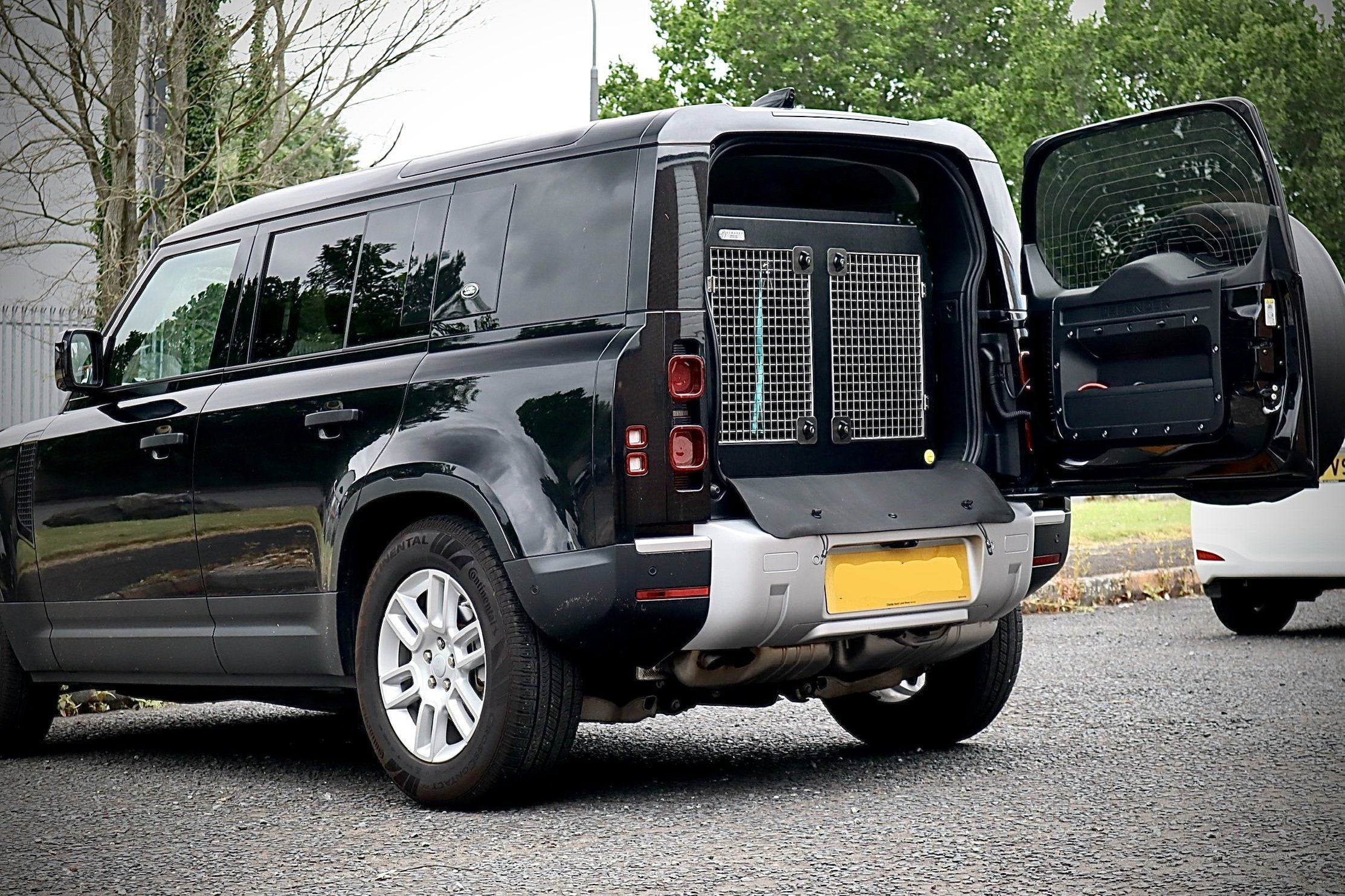 Dog Crate For Land Rover Defender 2020 — DT BOXES