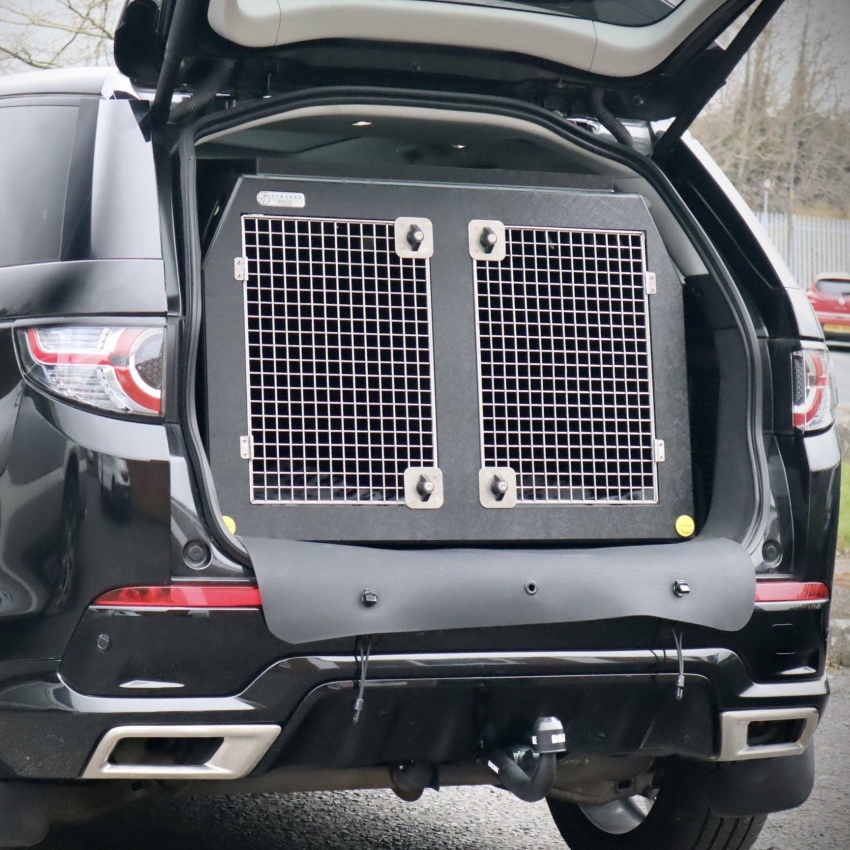 Dog Crate for the Land rover Discovery Sport DT 3 — DT BOXES
