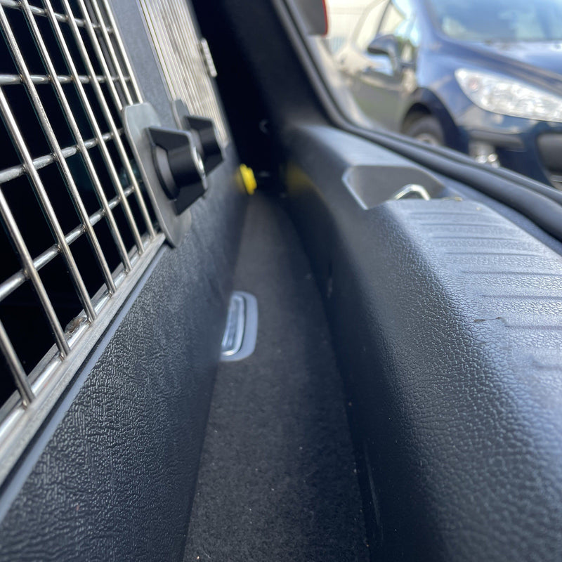 Mercedes GLA - DT Box Dog Car Travel Crate - 2014-2020 DT Box DT BOXES 