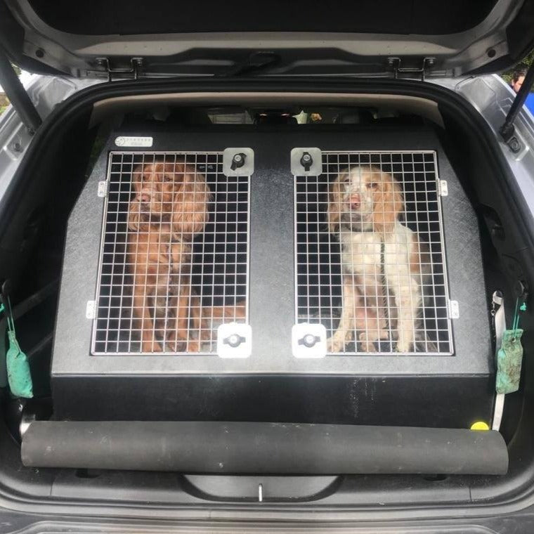 Nissan Qashqai Dog Car Crate - DT 10 — DT BOXES