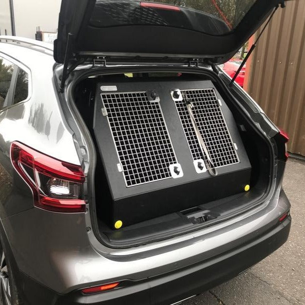 Nissan Qashqai 2014 - present Dog Car Crate - DT 10 DT Box DT BOXES 