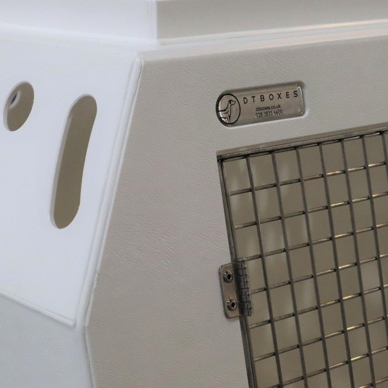 Nissan Qashqai (2014 - Present) Dog Car Travel Crate - The DT 10 DT Box DT BOXES 