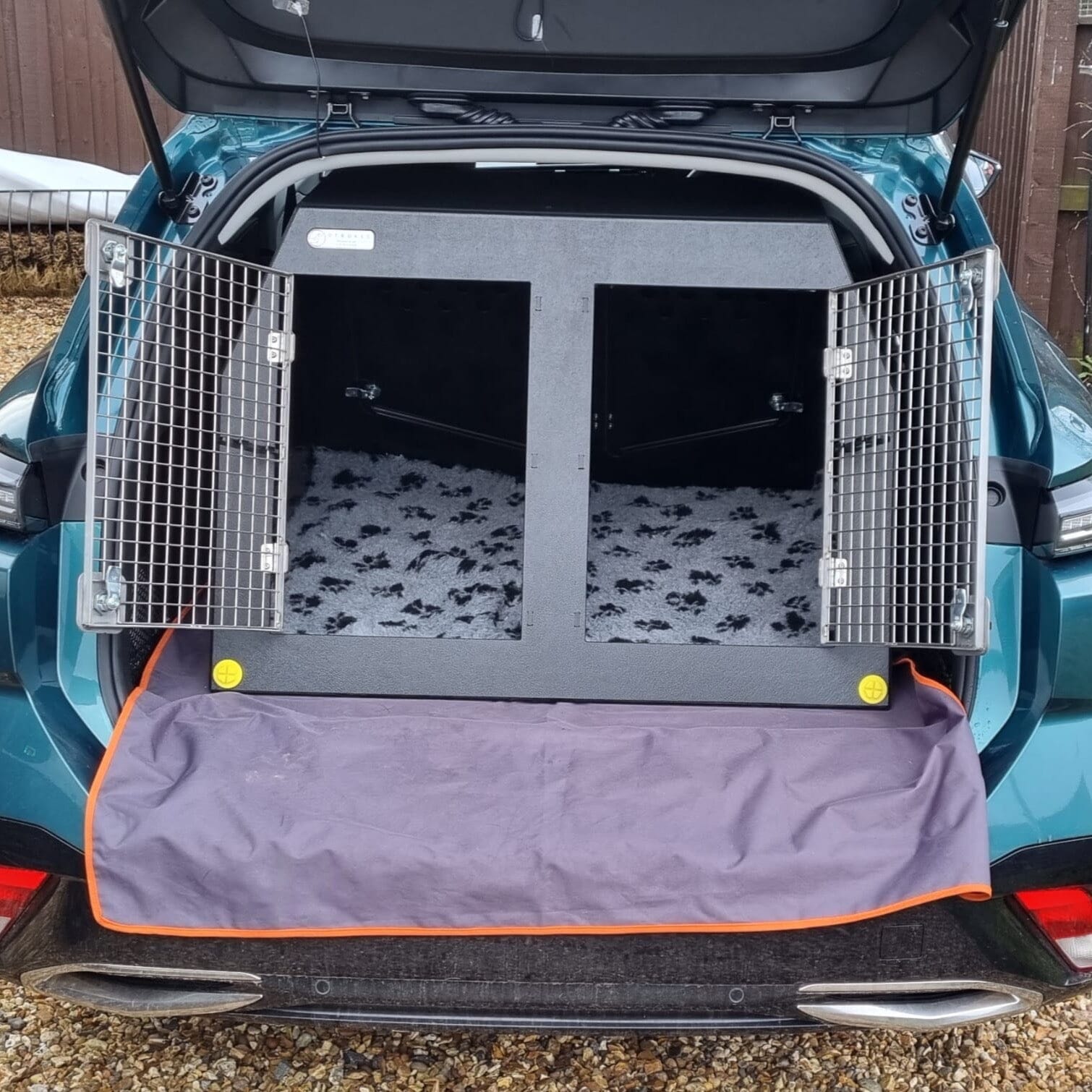 Peugeot 308 SW 2022-Present Dog Travel Crate – Safe and Secure — DT BOXES