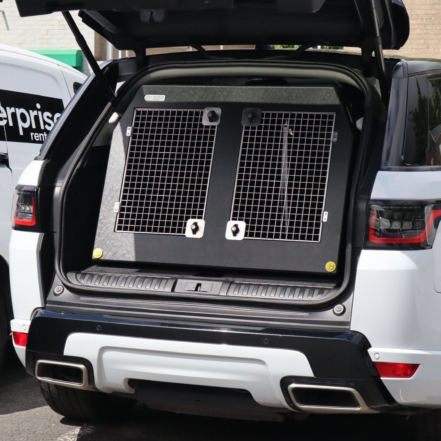 Land Rover Sports Box Range Rover Sport | 2014-2020 | Dog Travel Crate | The DT 11 | DT BOXES