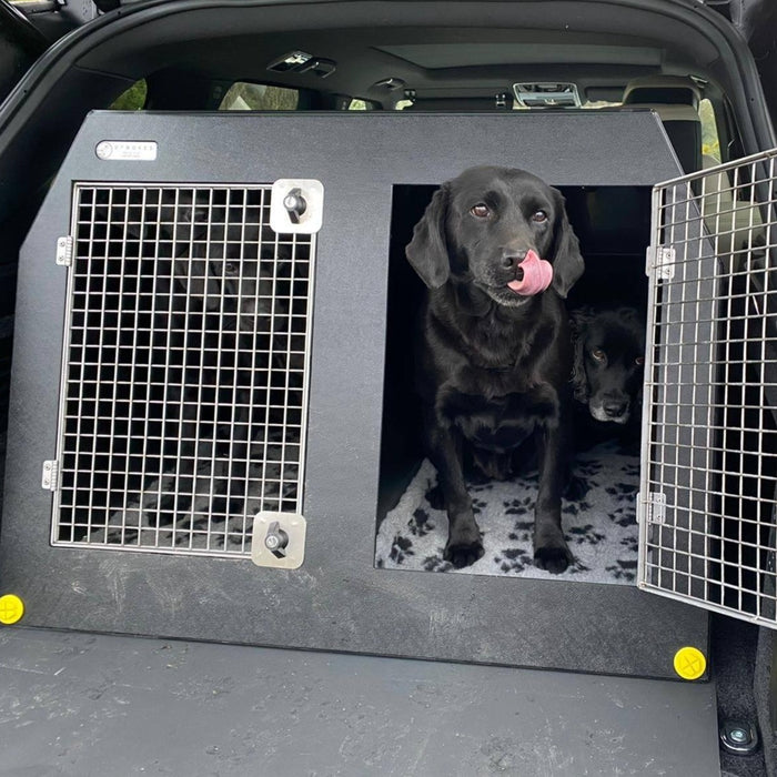 Range Rover Vogue 2012–Present Dog Crate - DT 11 DT Box DT BOXES 