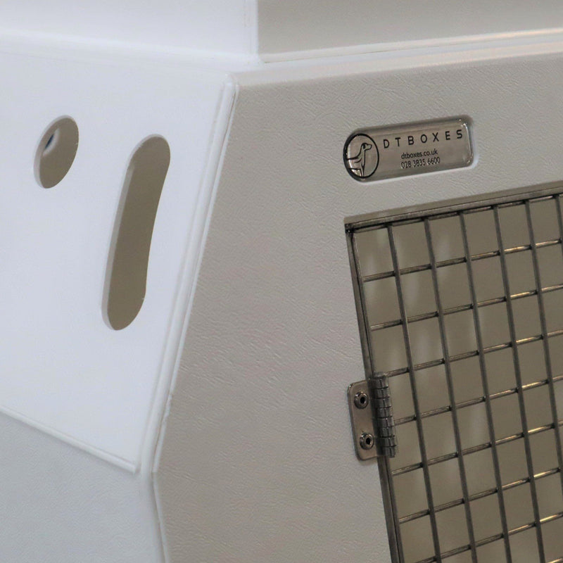 Renault Megane Estate (2008 - 2016) DT Box Dog Car Travel Crate- The DT 3 DT Box DT BOXES 980mm White 