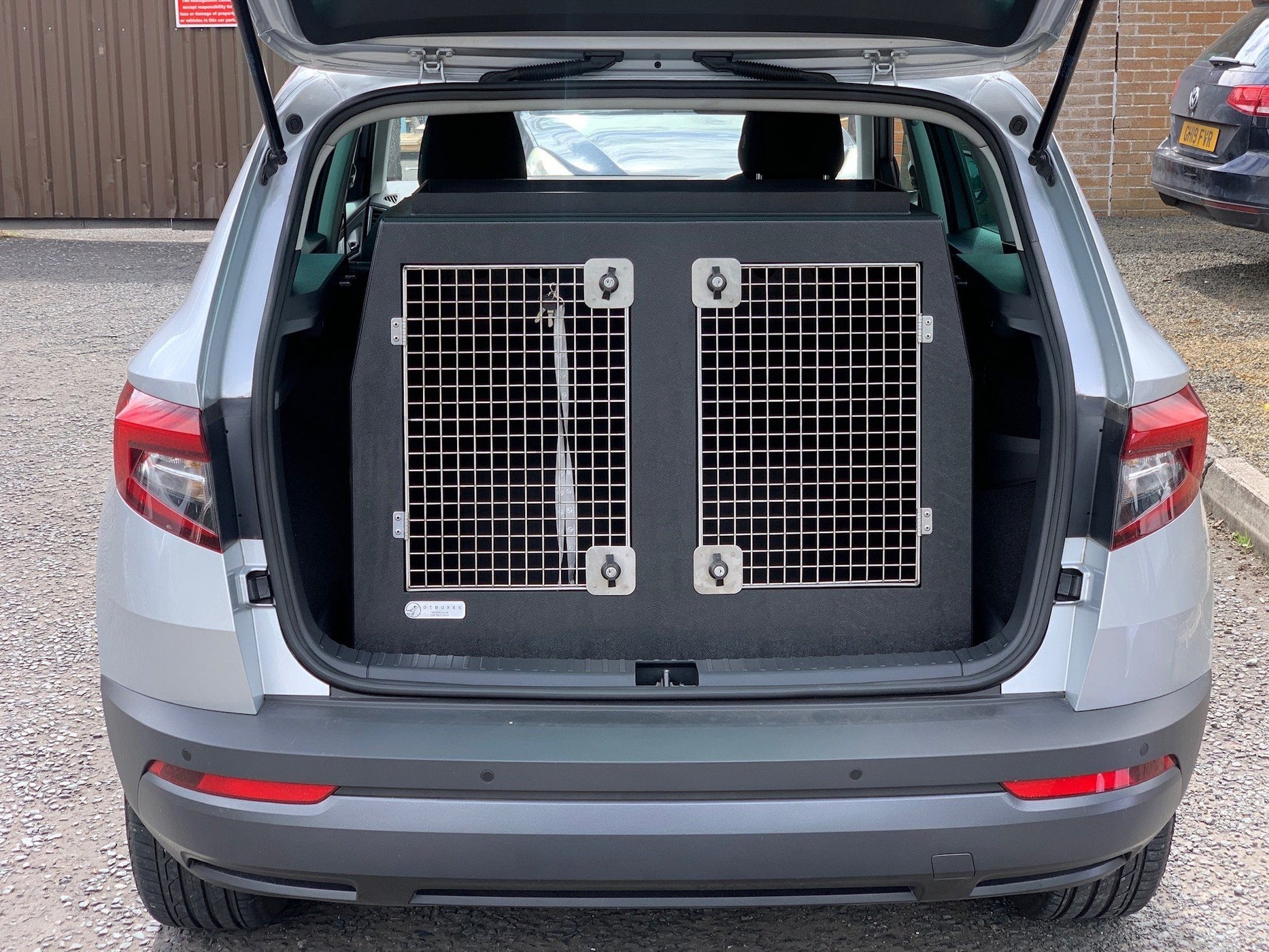 Dog Car Crate for a Škoda Karoq DT Box Made In The UK — DT BOXES