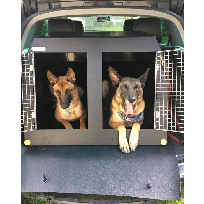 Skoda Superb Estate (2008 - 2015) Dog Car Travel Crate- The DT 11 DT Box DT BOXES 