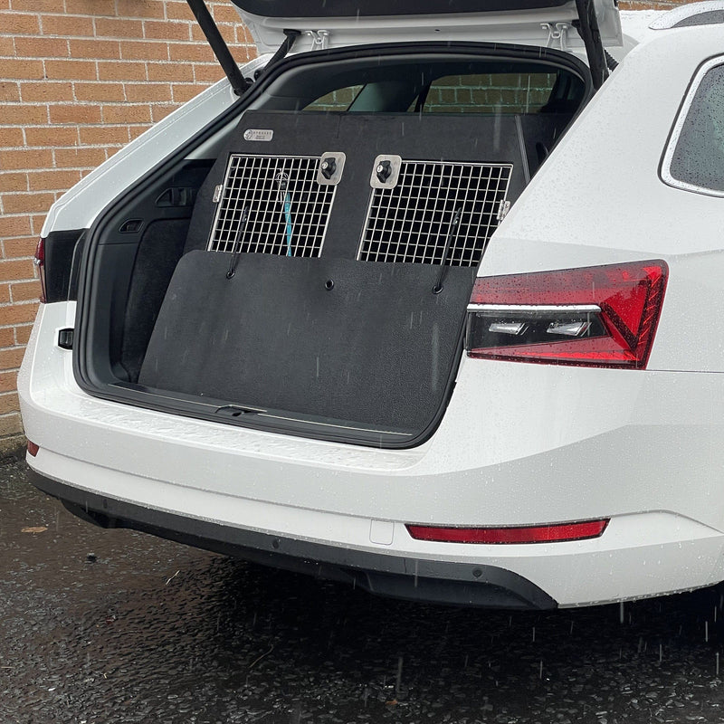 Skoda Superb Estate (2021 - Present) DT Box Dog Car Travel Crate- The DT 11 DT Box DT BOXES 1000mm Black 