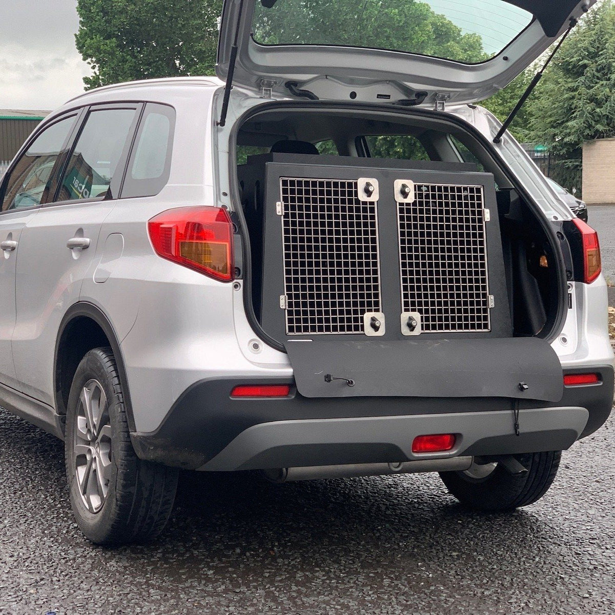 Suzuki vitara 2025 dog cage